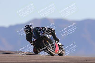media/Nov-06-2023-Moto Forza (Mon) [[ce023d0744]]/3-Intermediate Group/Session 5 (Turn 9)/